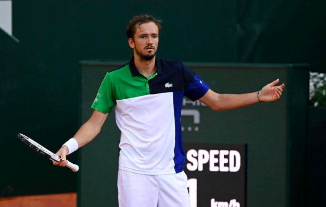 术细腻的中 术细腻的中